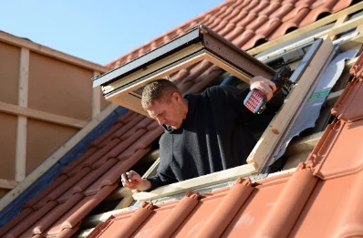 Pose de fenêtres de toit Velux à Nitry